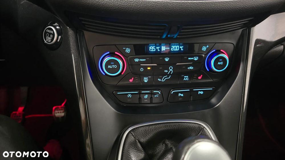 Ford Kuga 2.0 TDCi 4x4 Individual - 31