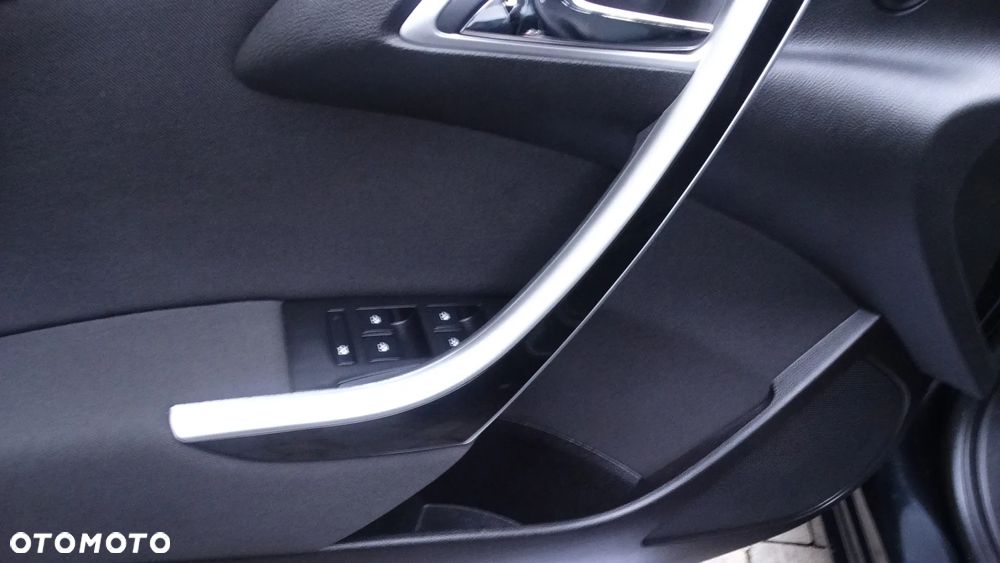 Opel Astra 1.4 Turbo Selection - 20