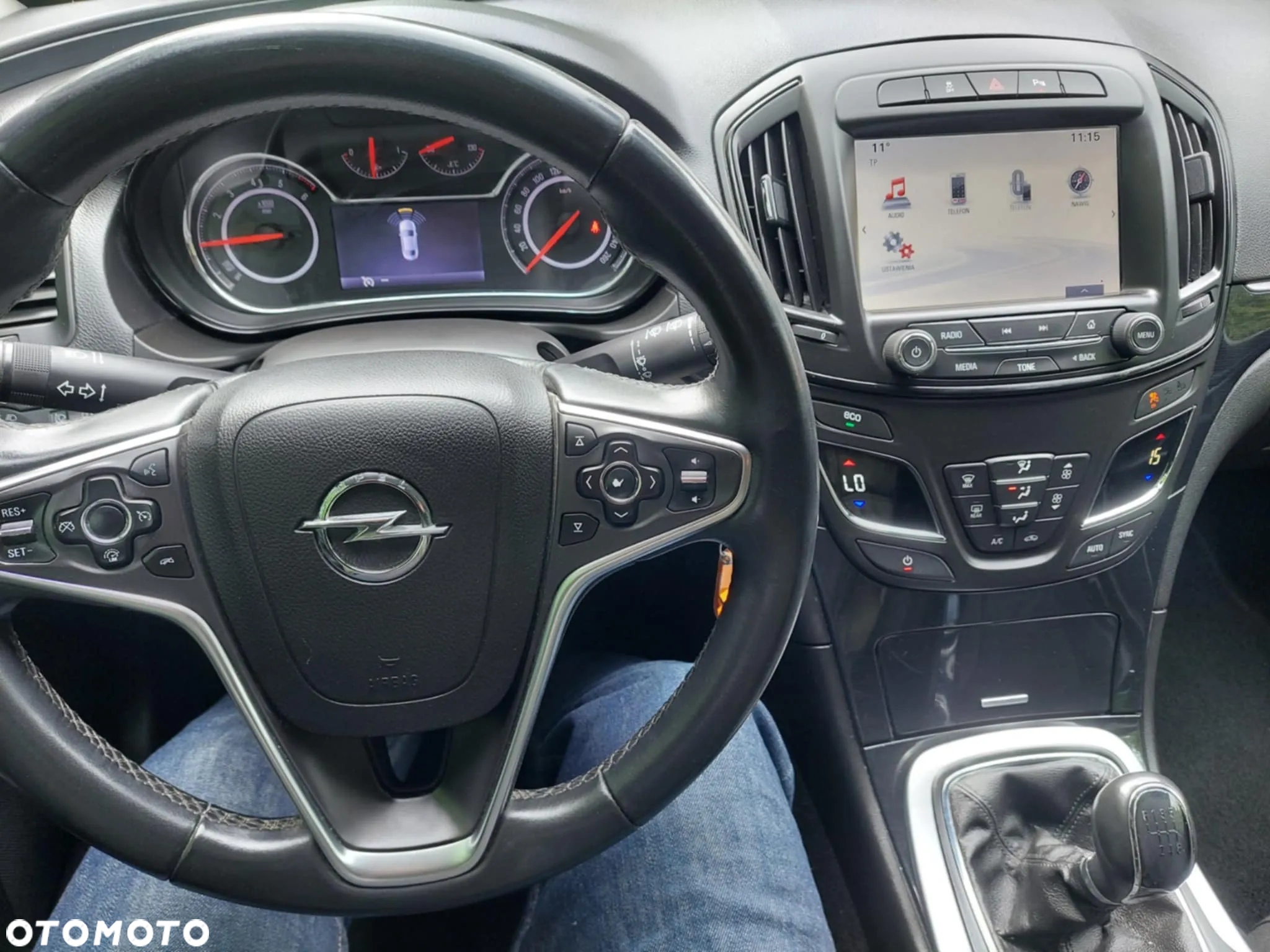 Opel Insignia - 11