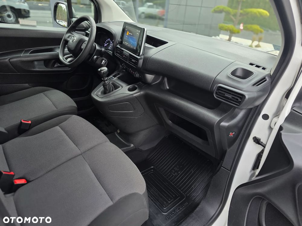 Toyota Proace City 2.0t 1.5 D-4d 100KM  3 OSOBOWA Furgon Blaszak BEZWYPADKOWA z Polskiego Salonu I Pierwszy i Jedyny Właściciel I Pełna Faktura Vat 23% - 29