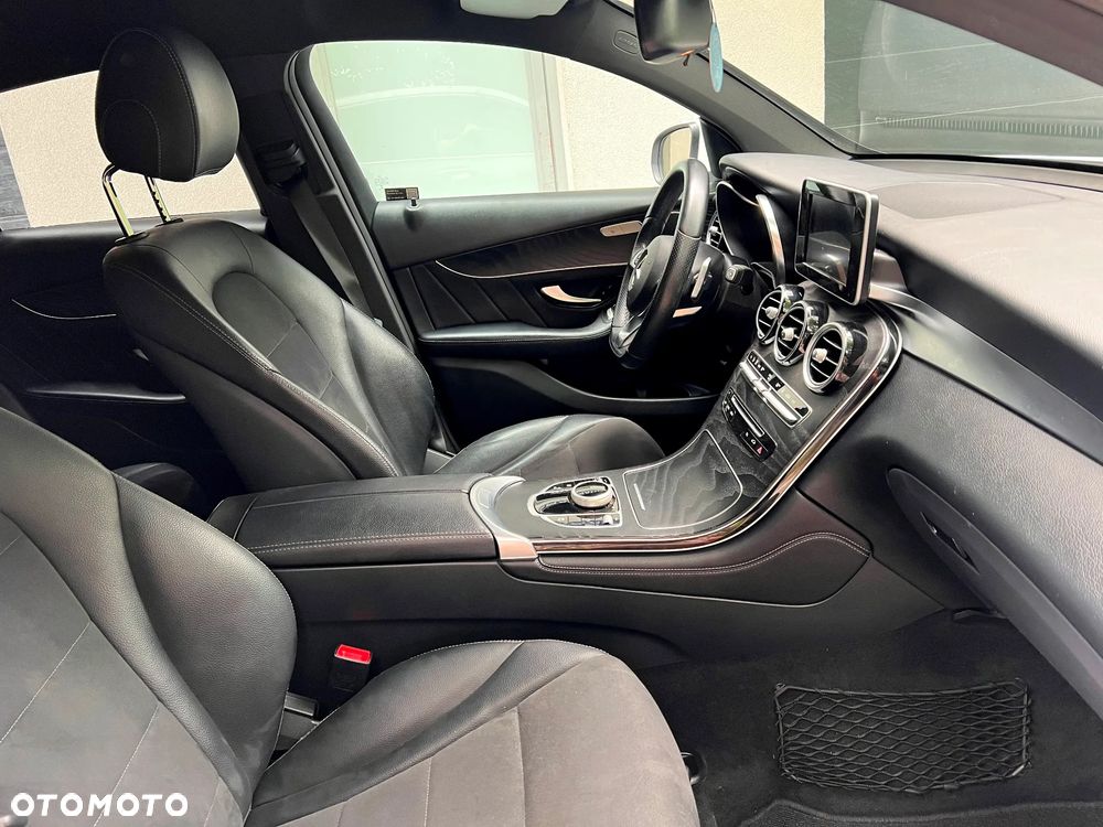 Mercedes-Benz GLC 350 e 4Matic 7G-TRONIC - 19