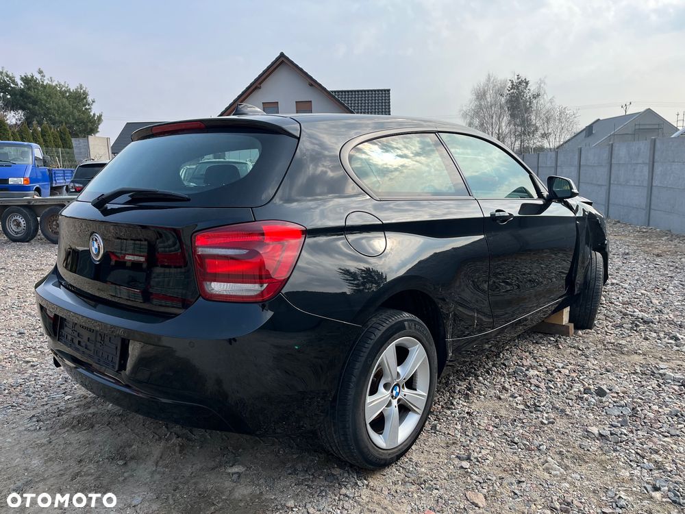 BMW Seria 1 114i - 6