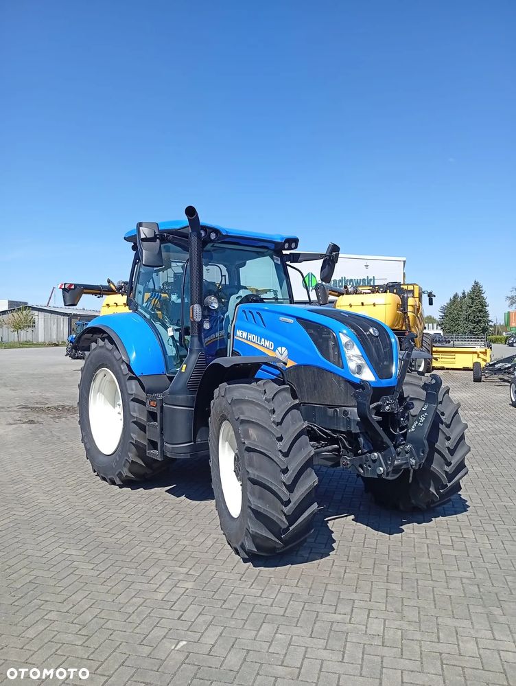 New Holland T6.180 Dynamic Command - 2
