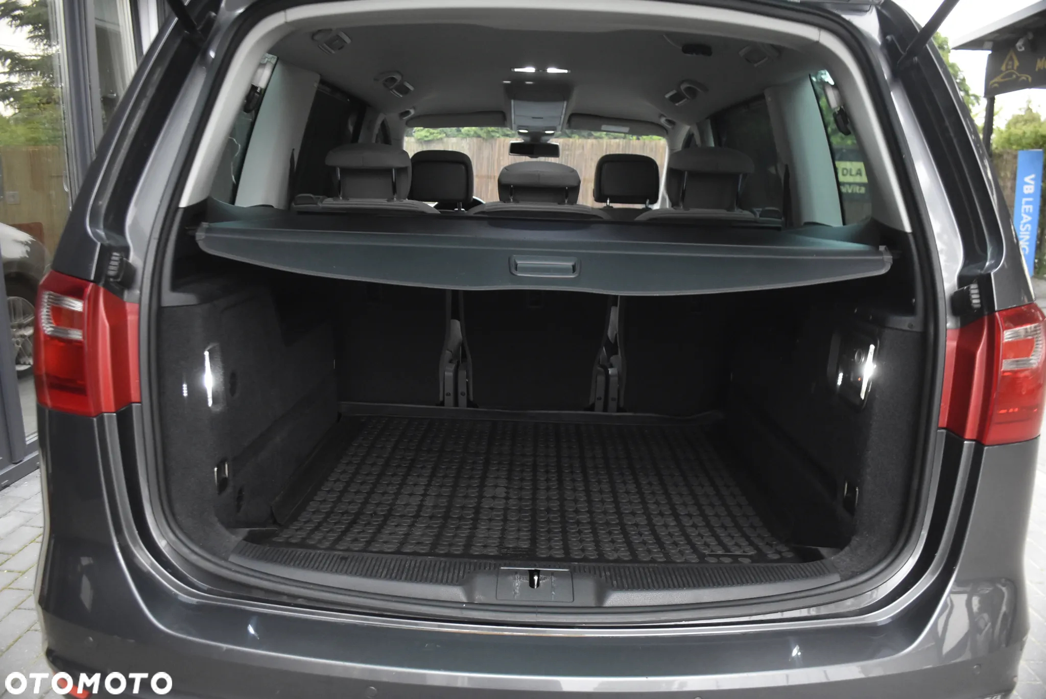 Seat Alhambra 2.0 TDI Start & Stop DSG 4Kids - 29