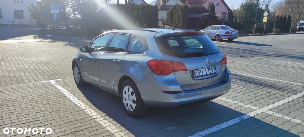 Opel Astra 1.7 CDTI Cosmo - 6
