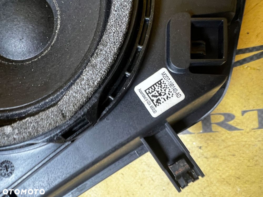ZESTAW NAGŁOŚNIENIE GŁOŚNIKI BANG OLUFSEN TYŁ FORD BRONCO 21- - 11