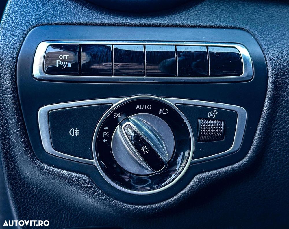 Mercedes-Benz C - 21