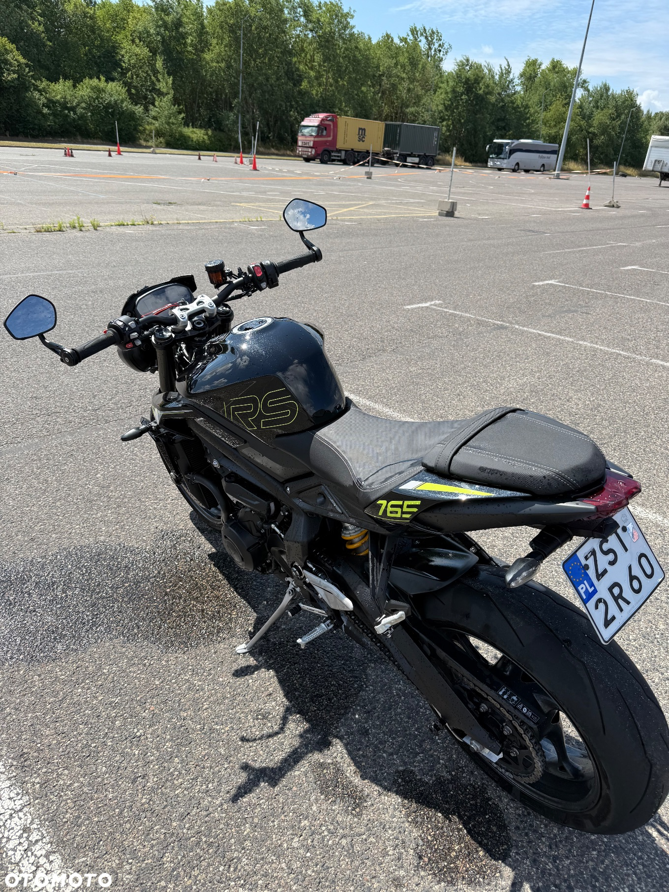 Triumph Street Triple - 4