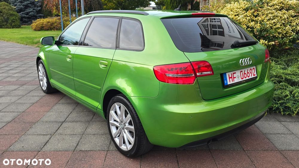 Audi A3 Sportback - 4