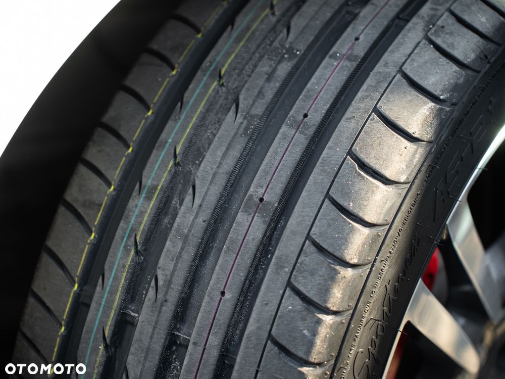 Porsche Panamera GTS PDK - 37