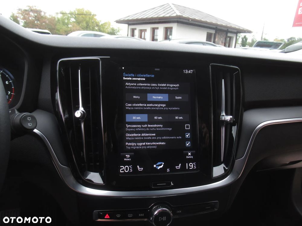 Volvo V60 T4 Momentum - 22