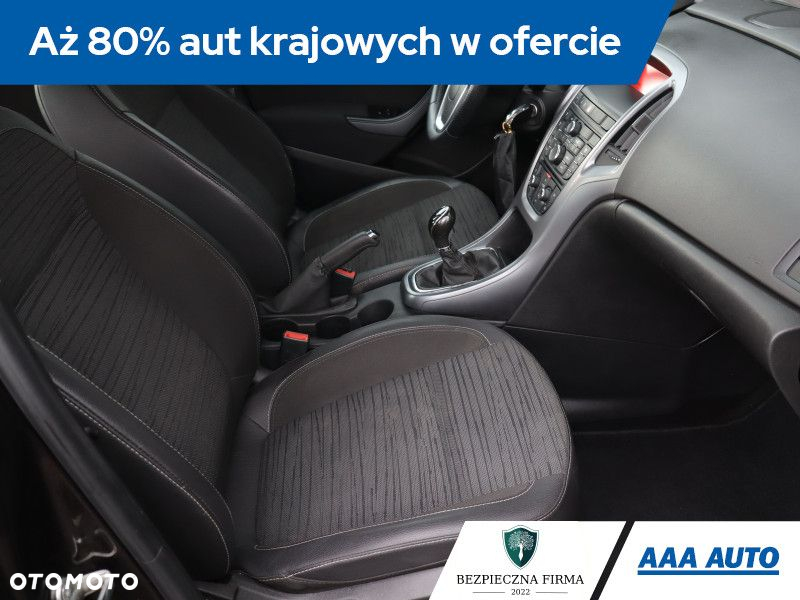 Opel Astra - 10
