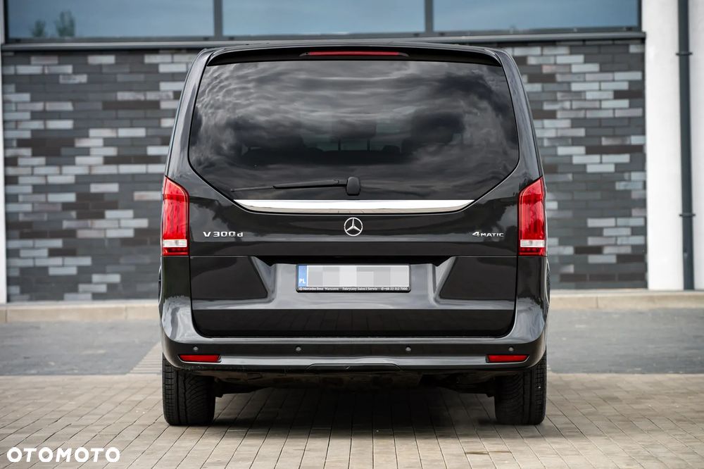 Mercedes-Benz Klasa V 300 d 4-Matic Exclusive 9G-Tronic (d³ugi) - 6