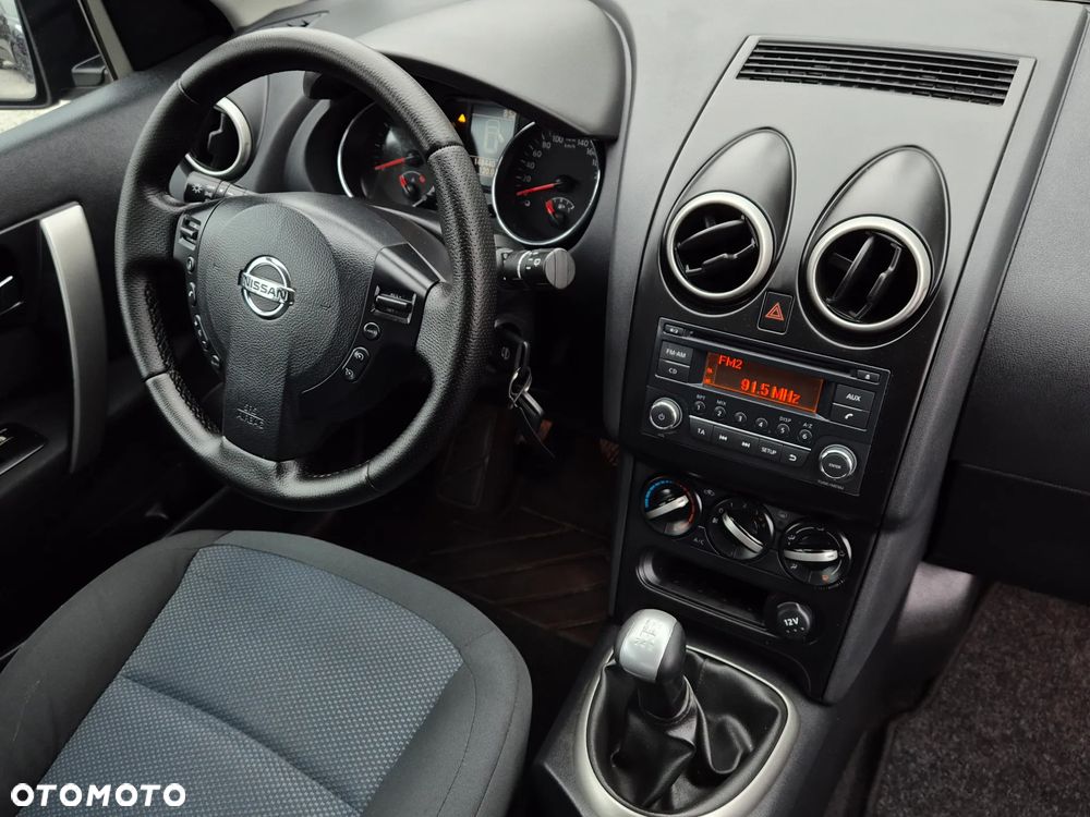 Nissan Qashqai 1.6 Visia - 28