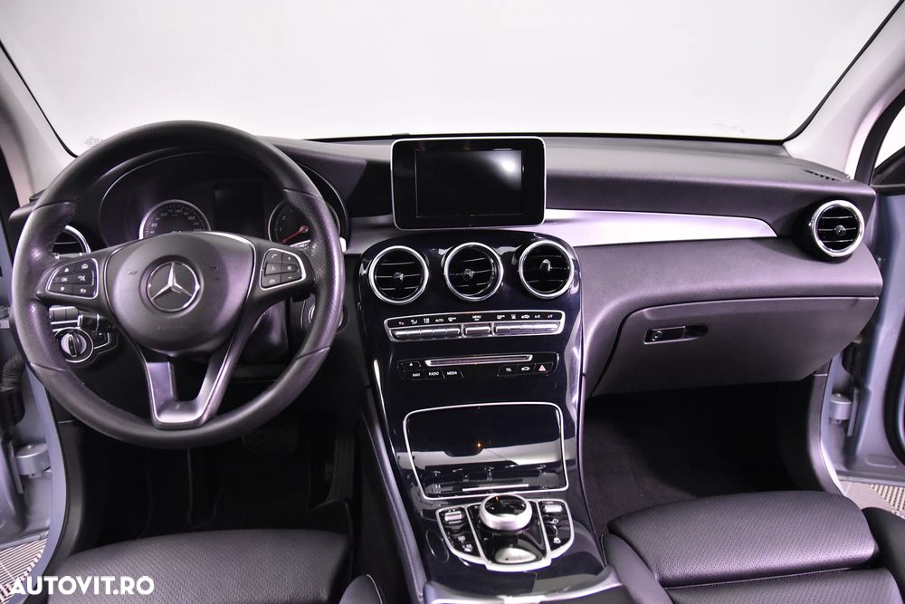 Mercedes-Benz GLC - 9