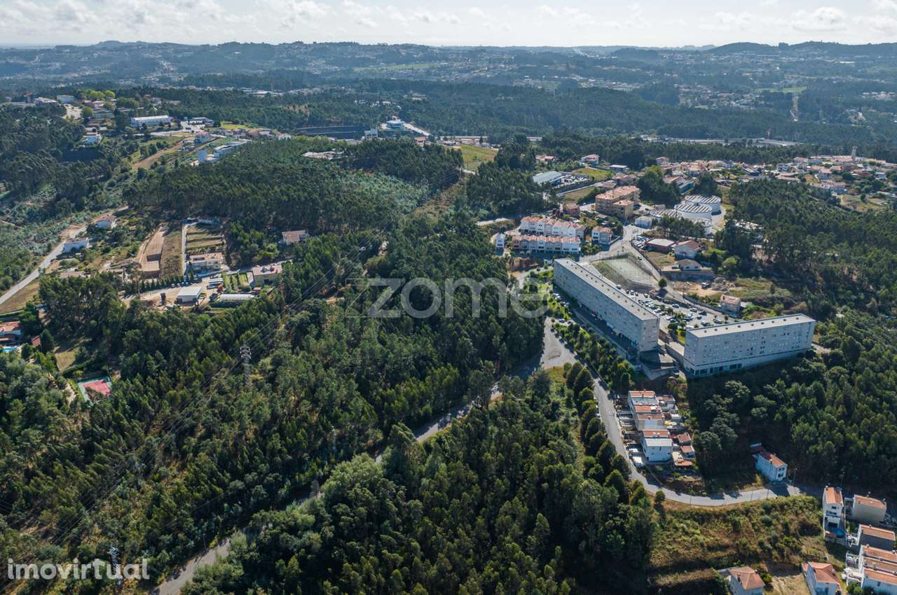 Terreno Urbanizável com 2.900 m² em Crestuma – Vila Nova de Gaia - Grande imagem: 5/15