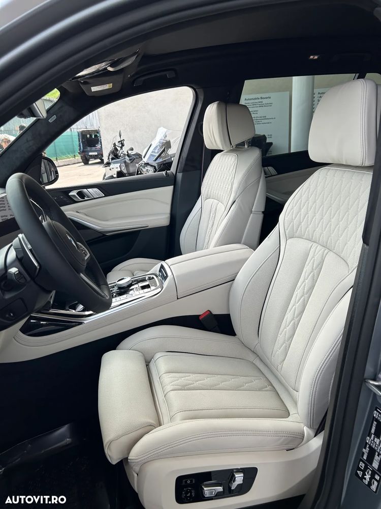 BMW X7 xDrive40i - 7