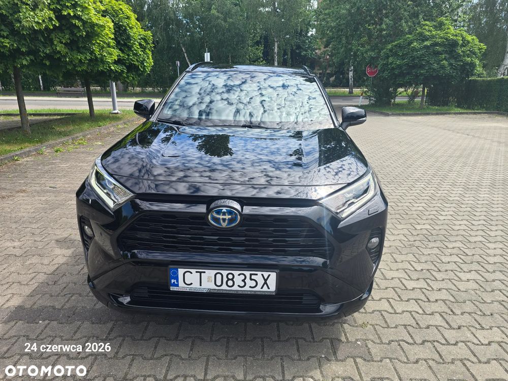 Toyota RAV4 - 1