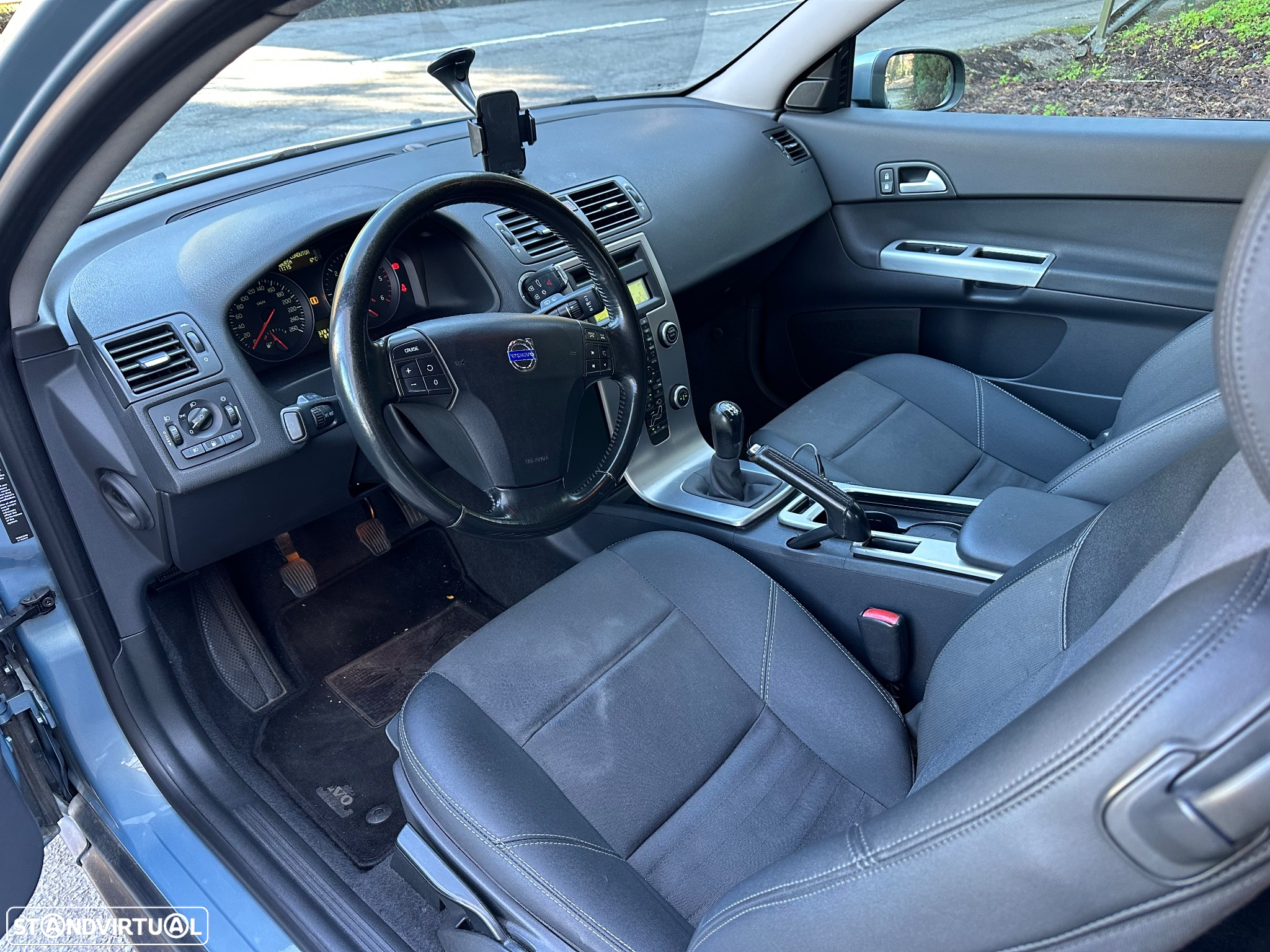 Volvo C30 1.6 D - 12