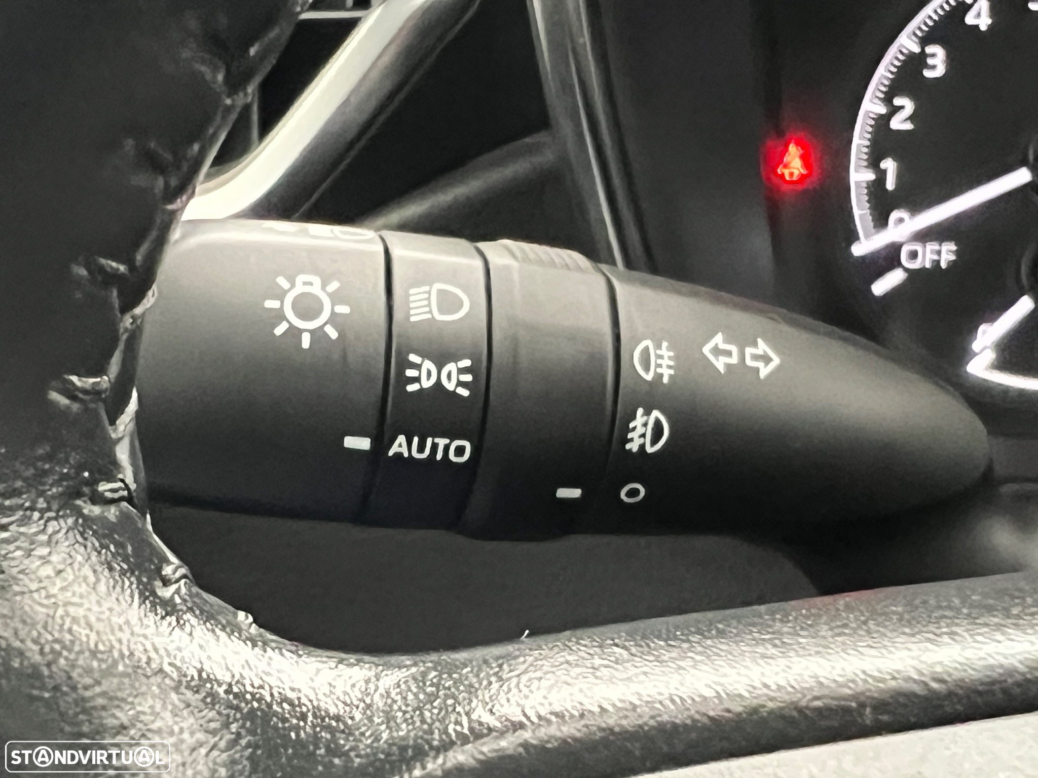 Toyota Corolla Touring Sports 1.8 Hybrid Comfort - 23