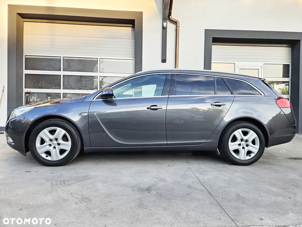 Opel Insignia 1.8 Sports Tourer - 4