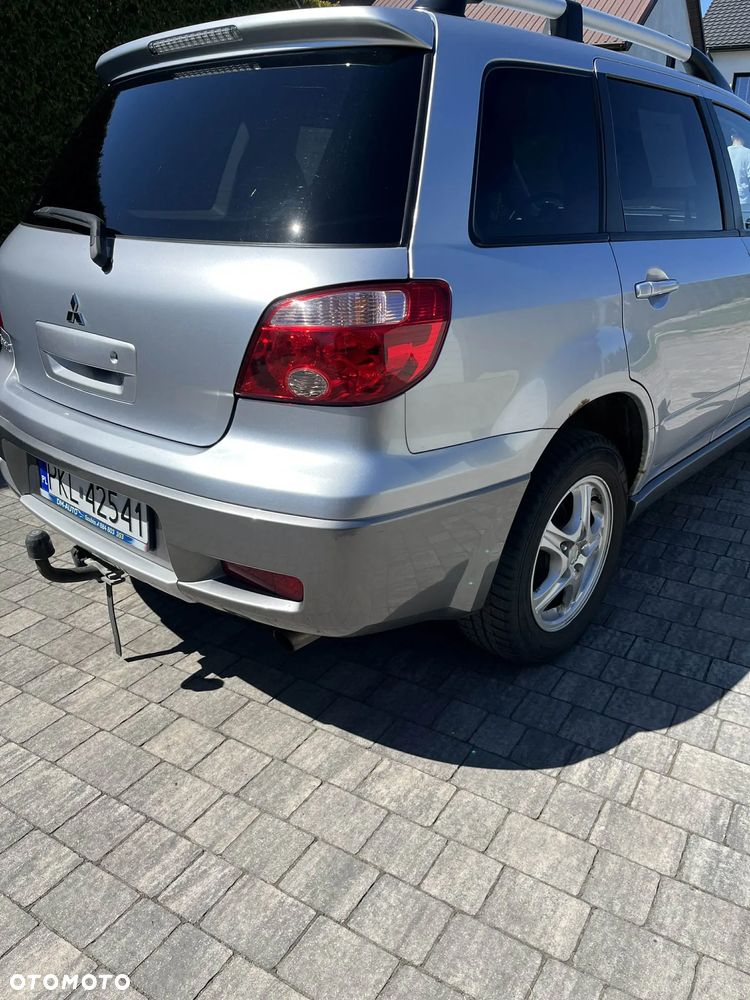 Mitsubishi Outlander 2.0 2WD Invite - 5