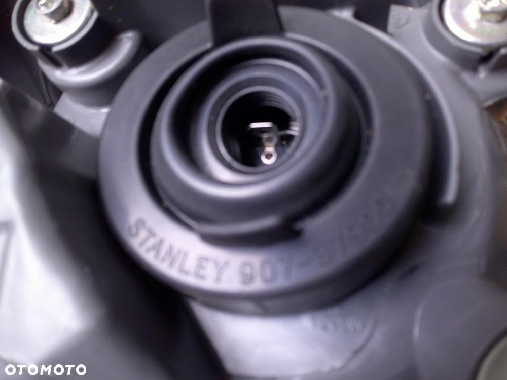 toyota yaris verso lampa przód lewa przednia nowa oryg - 3