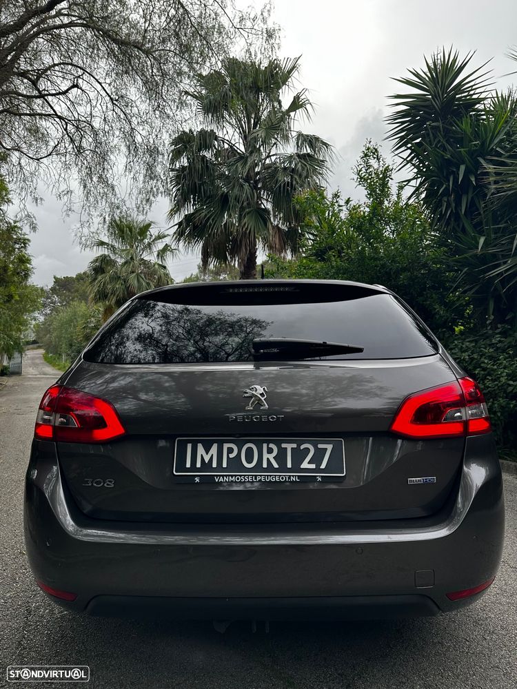 Peugeot 308 HDi FAP 90 Tendance - 10