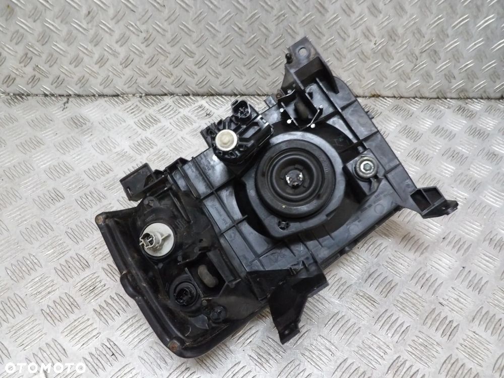 FORD RANGER LAMPA PRAWA PRZÓD 06- - 9