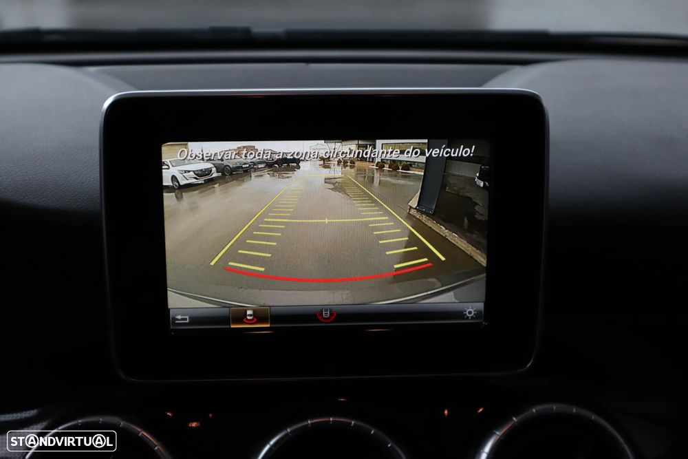 Mercedes-Benz CLA 180 d BlueEFFICIENCY Edition - 18