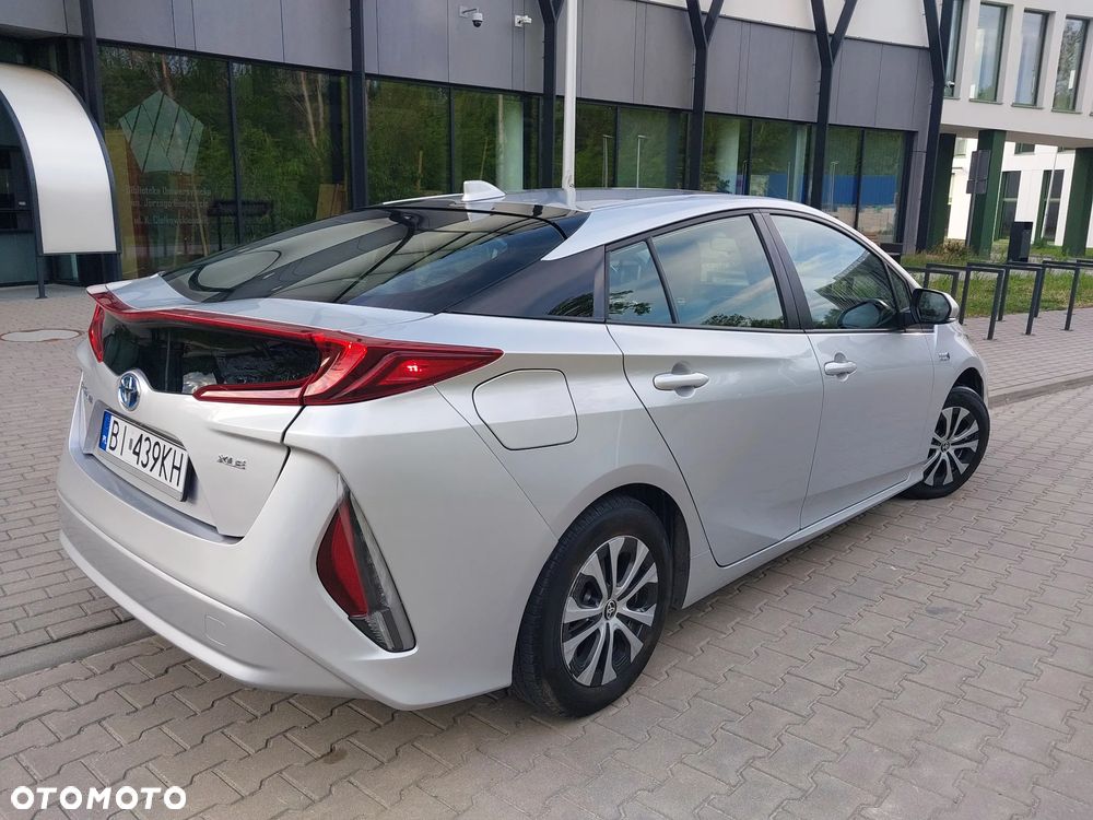 Toyota Prius Hybrid - 8