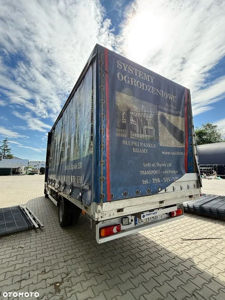 Renault Master bliźniaki 5,2m - 4