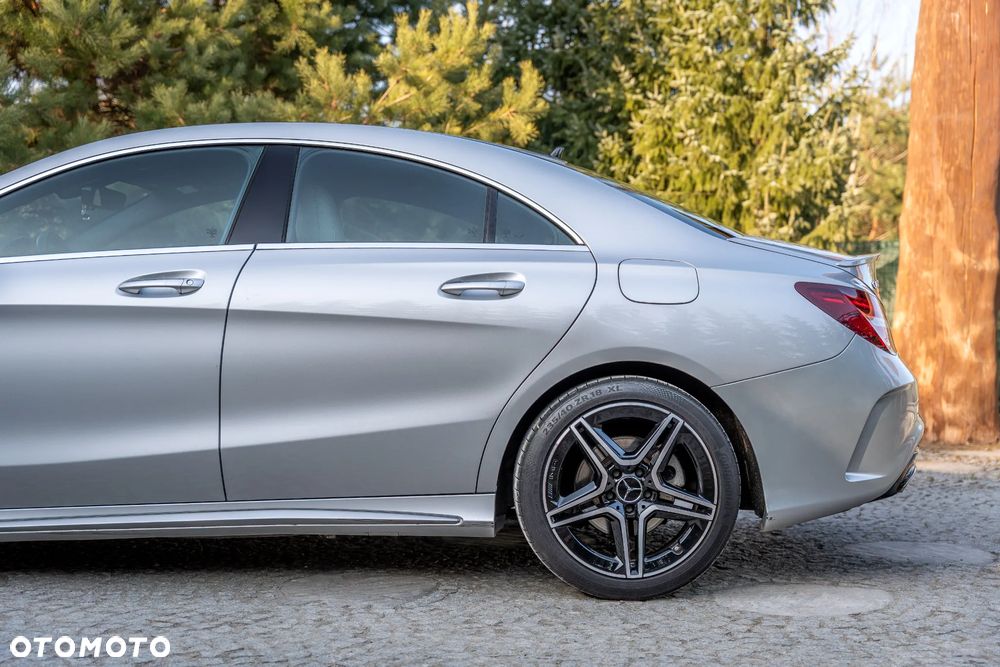 Mercedes-Benz CLA 250 7G-DCT AMG Line - 10