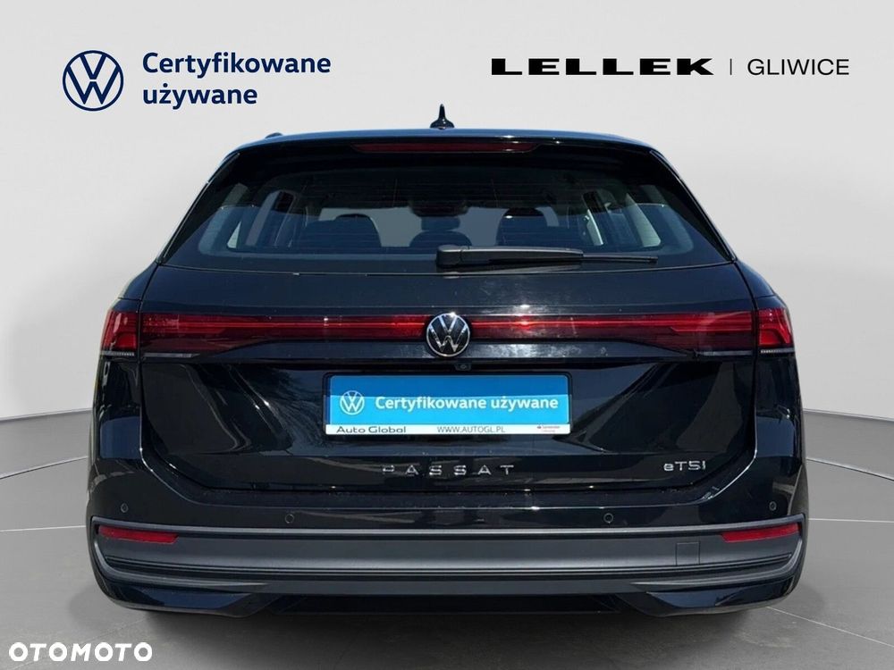Volkswagen Passat - 6