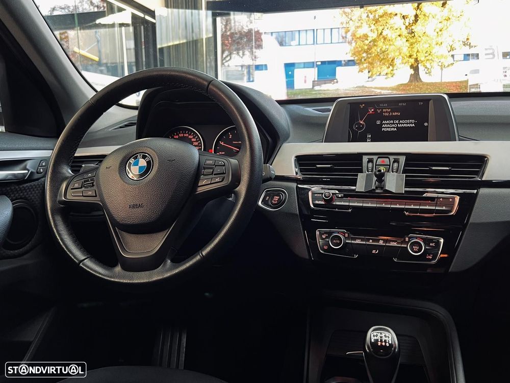 BMW X1 16 d sDrive Advantage - 24