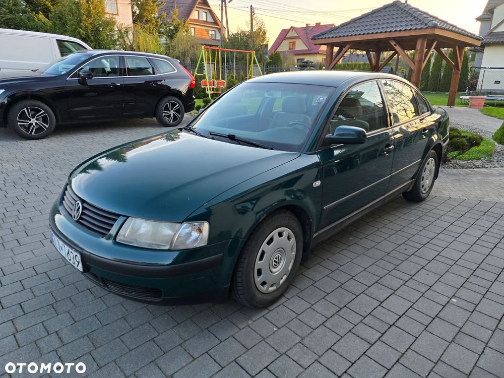 Volkswagen Passat 1.9 TDI Trendline - 3