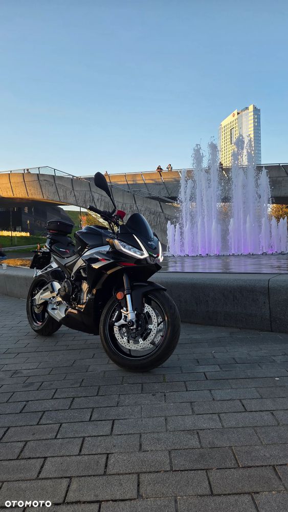 Aprilia Tuono - 7
