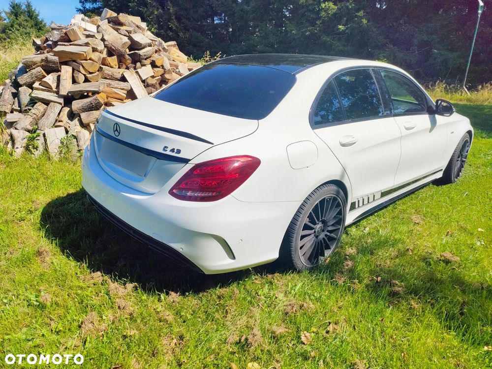 Mercedes-Benz Klasa C 450 AMG 4-Matic 7G-TRONIC - 3