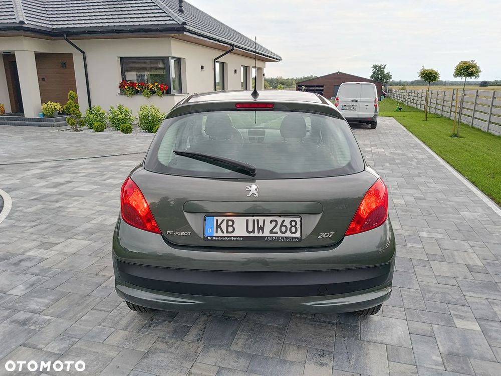 Peugeot 207 - 3