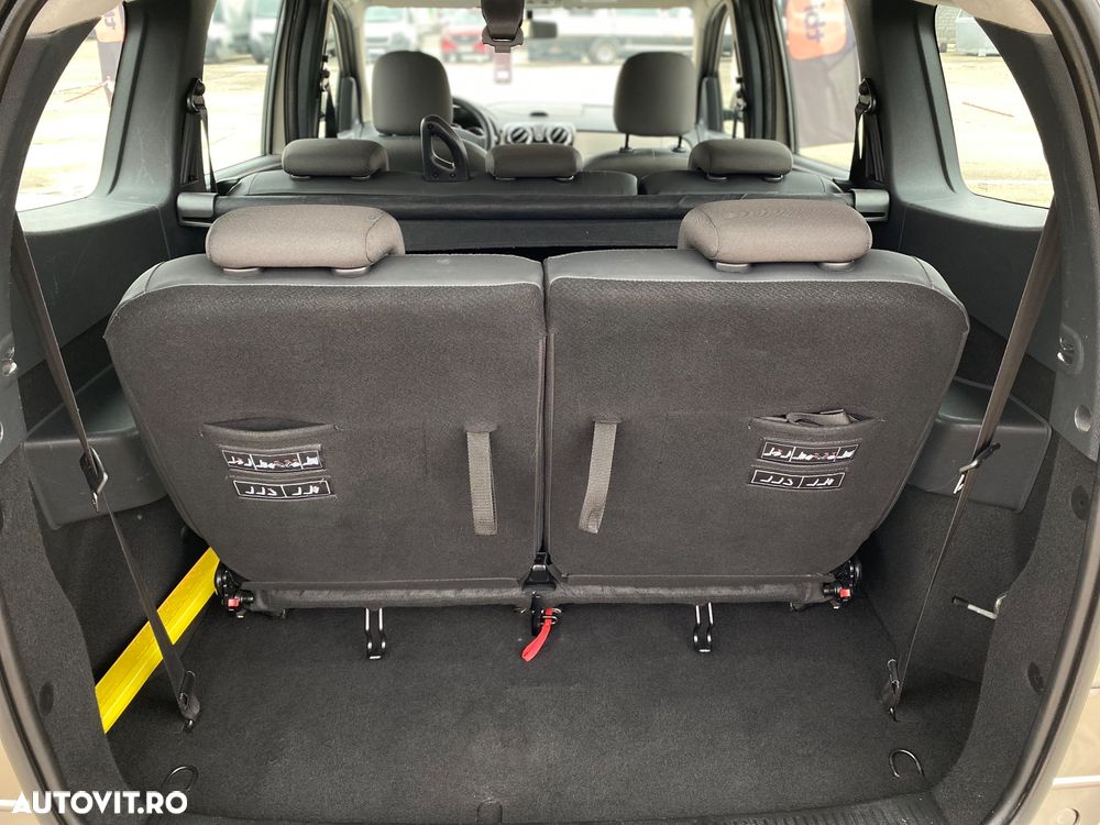 Dacia Lodgy 1.5 dCi Laureate - 10