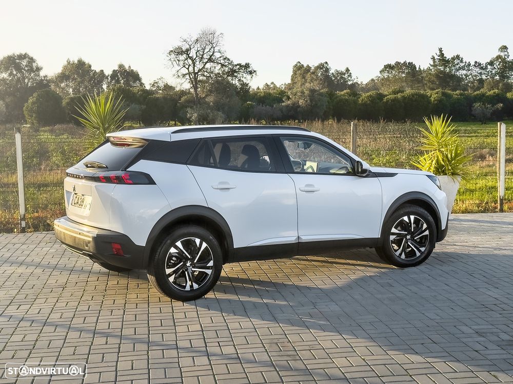 Peugeot 2008 PureTech 130 Allure Pack - 2