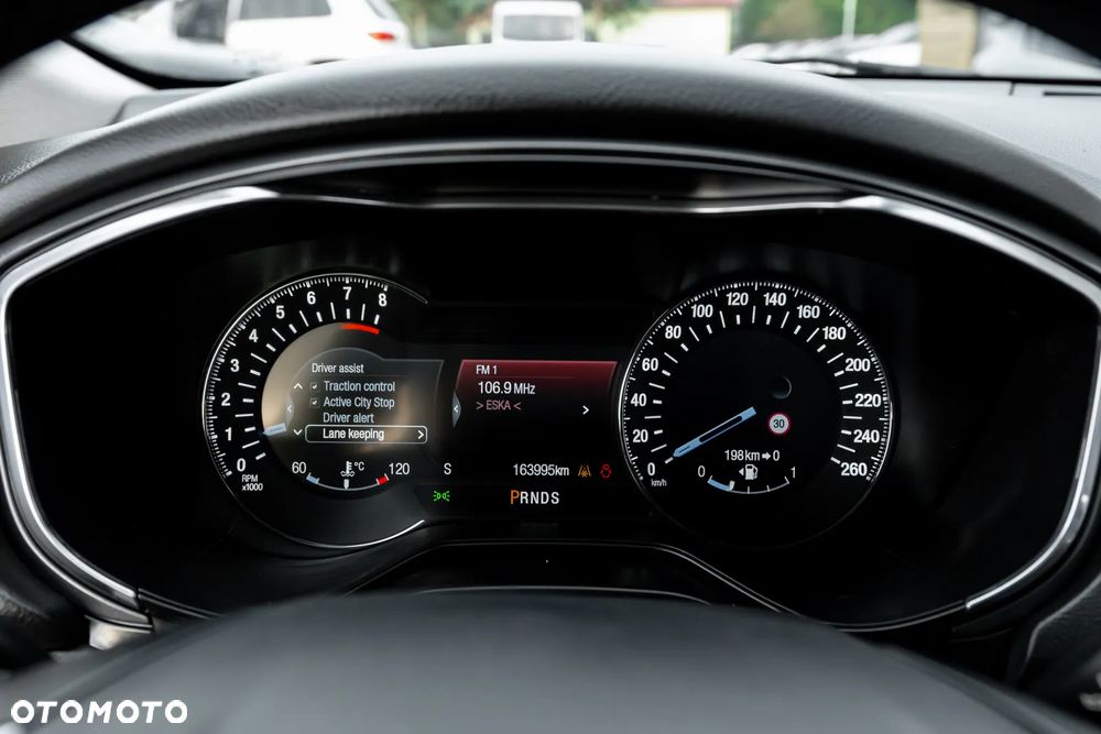 Ford Mondeo 2.0 EcoBoost STart-Stopp Autom Vignale - 30