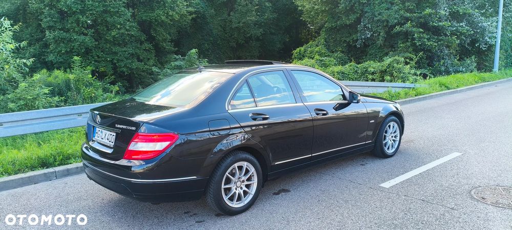 Mercedes-Benz Klasa C 180 Kompressor BlueEFFICIENCY Elegance - 10