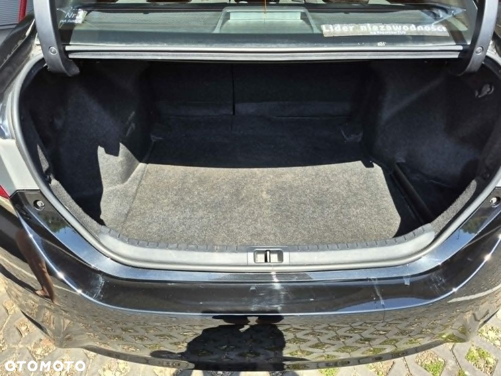 Toyota Corolla 1.6 Active - 21