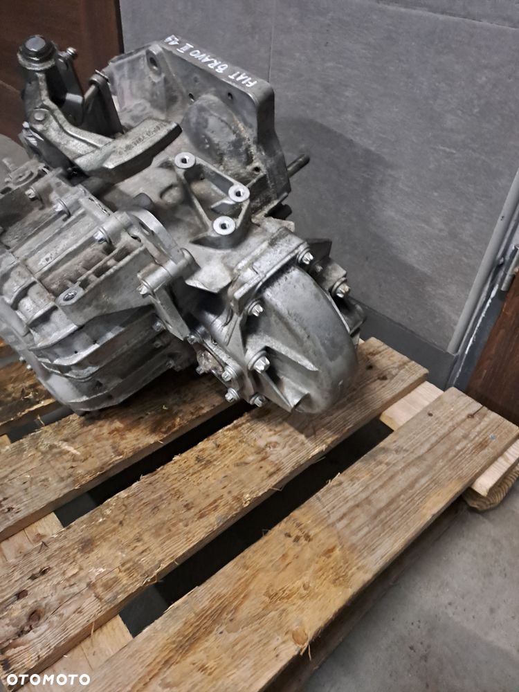 skrzynia 6-biegowa Fiat Bravo Il 1.4 T-Jet 2008 73 tys przebiegu 55193620 - 4