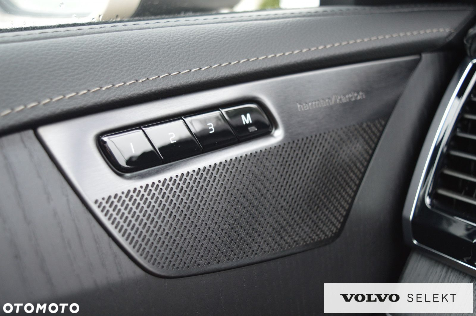 Volvo XC 90 - 20