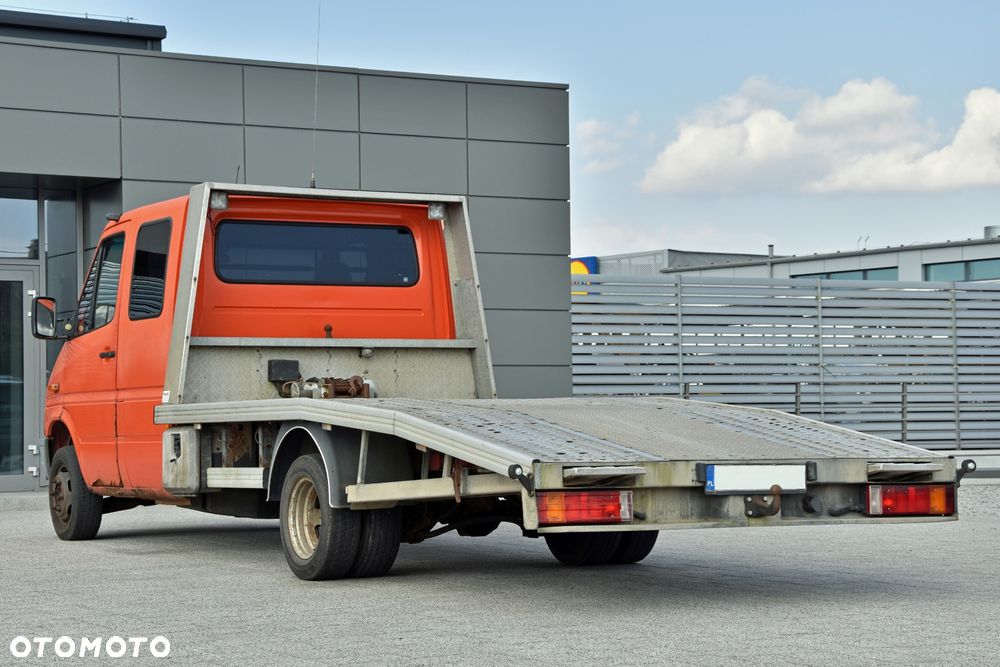 Mercedes-Benz Sprinter - 5