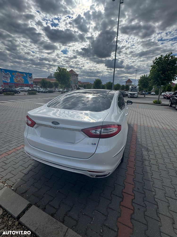 Ford Mondeo Vignale 2.0 Hybrid - 9