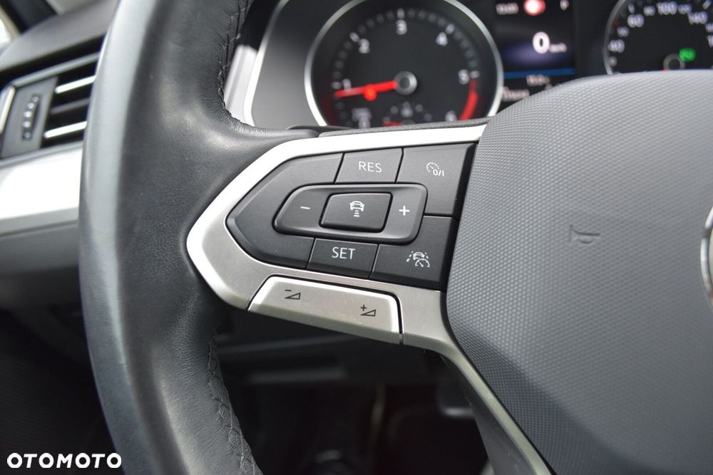 Volkswagen Passat 2.0 TDI Business DSG - 14