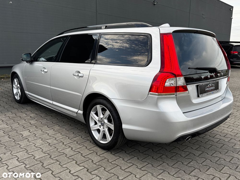 Volvo V70 D4 Summum - 2